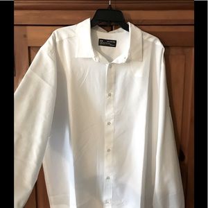 Under Armour Men’s Long Sleeve White Shirt 2x